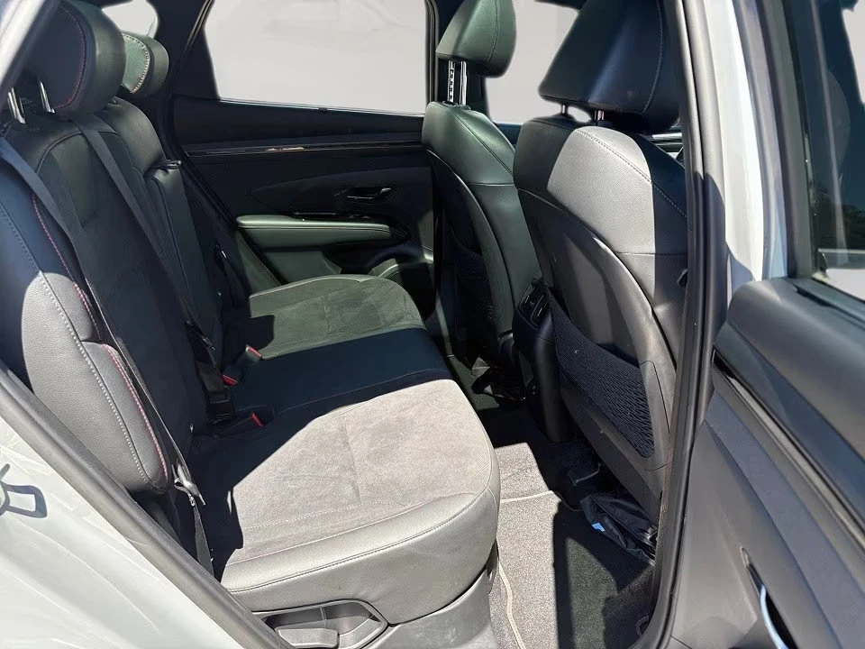 Hyundai Tucson 1.6HEV/230HP/N-LINE/4WD/360/PANO/KRELL/DIGI/474q, снимка 12 - Автомобили и джипове - 55132150