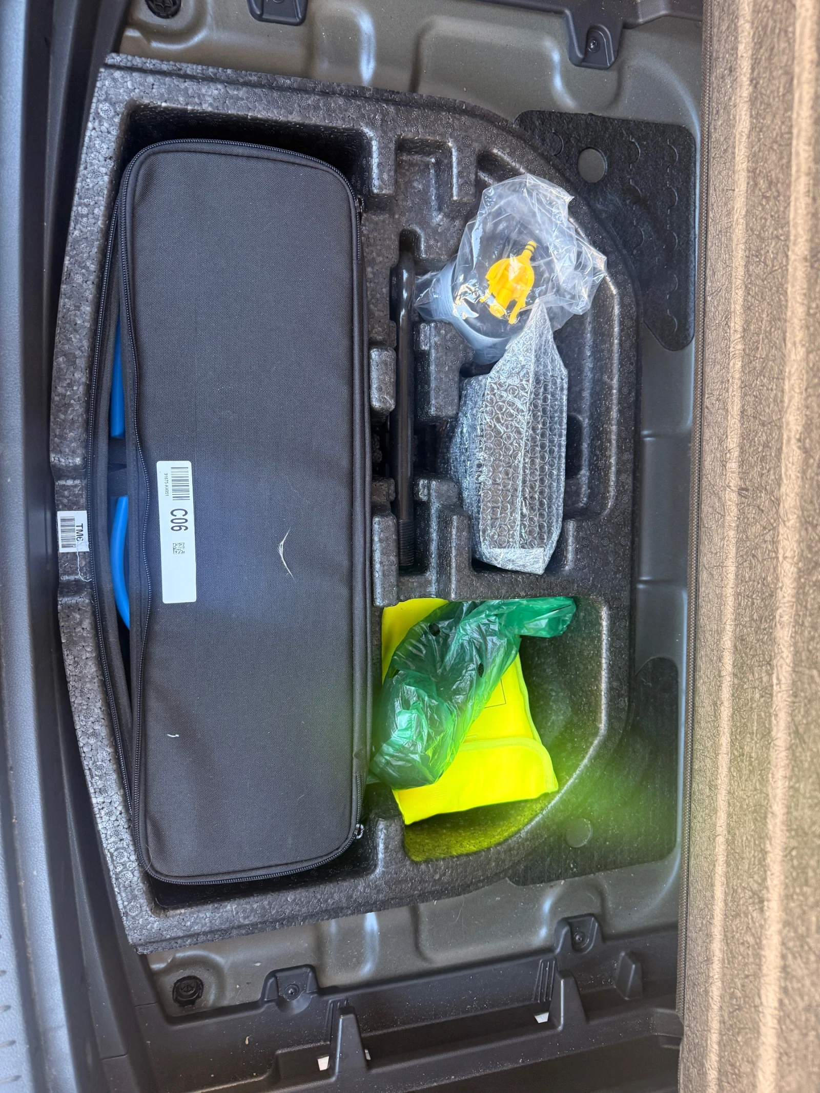 Hyundai Kona 64kw 204 к.с., снимка 6 - Автомобили и джипове - 55503493