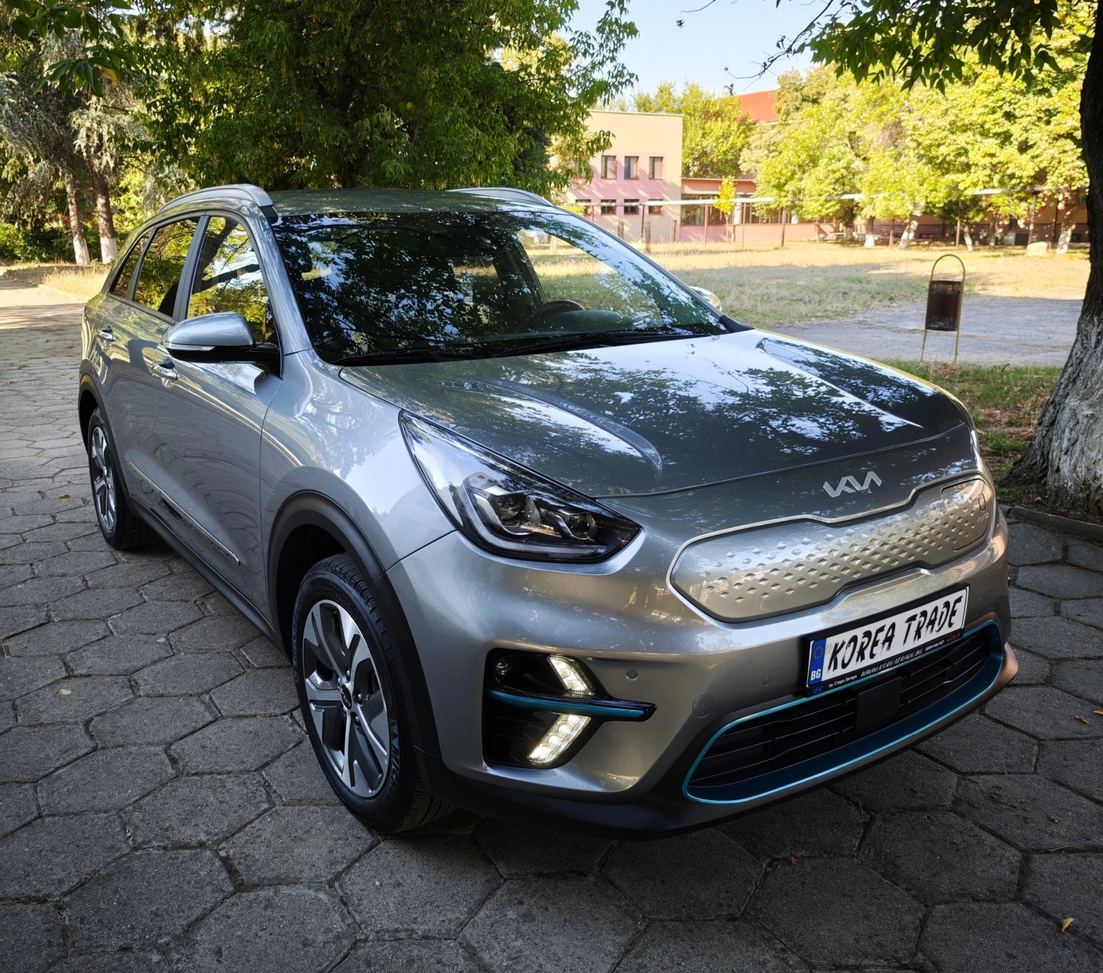 Kia Niro 64 kW, снимка 2 - Автомобили и джипове - 56232801