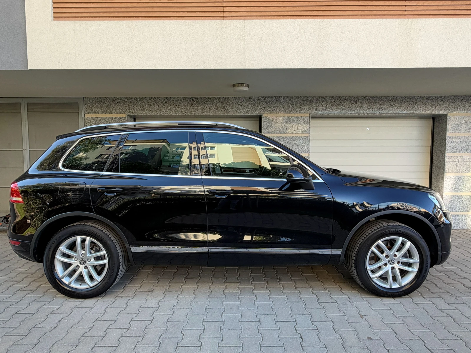 VW Touareg 3.0i-HYBRID-AVTOMAT-���������-FULL-FULL | Mobile.bg � ����������� 4