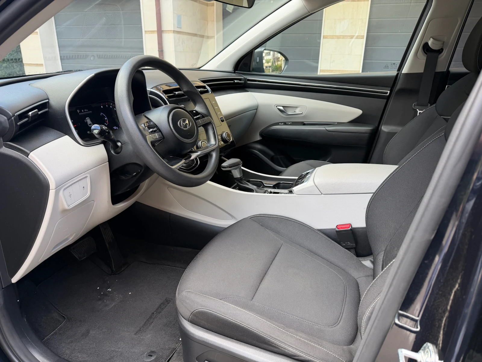 Hyundai Tucson 4x4 32000KM Carplay/Distronic | Mobile.bg � ����������� 10
