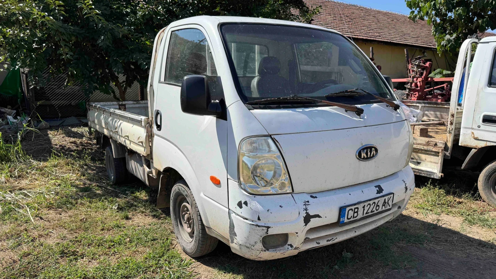 Kia Besta