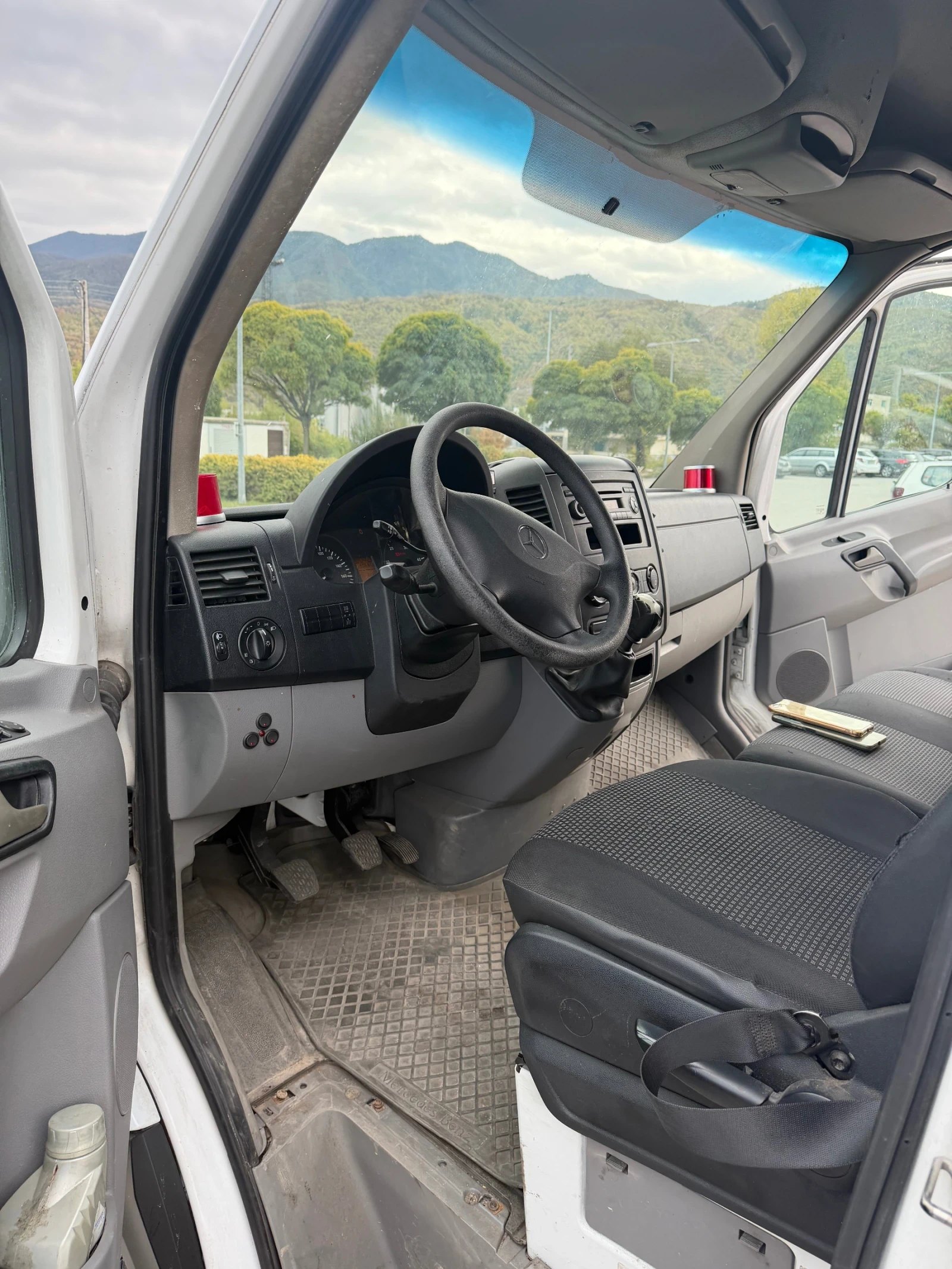 Mercedes-Benz 313, снимка 8 - Бусове и автобуси - 56554940
