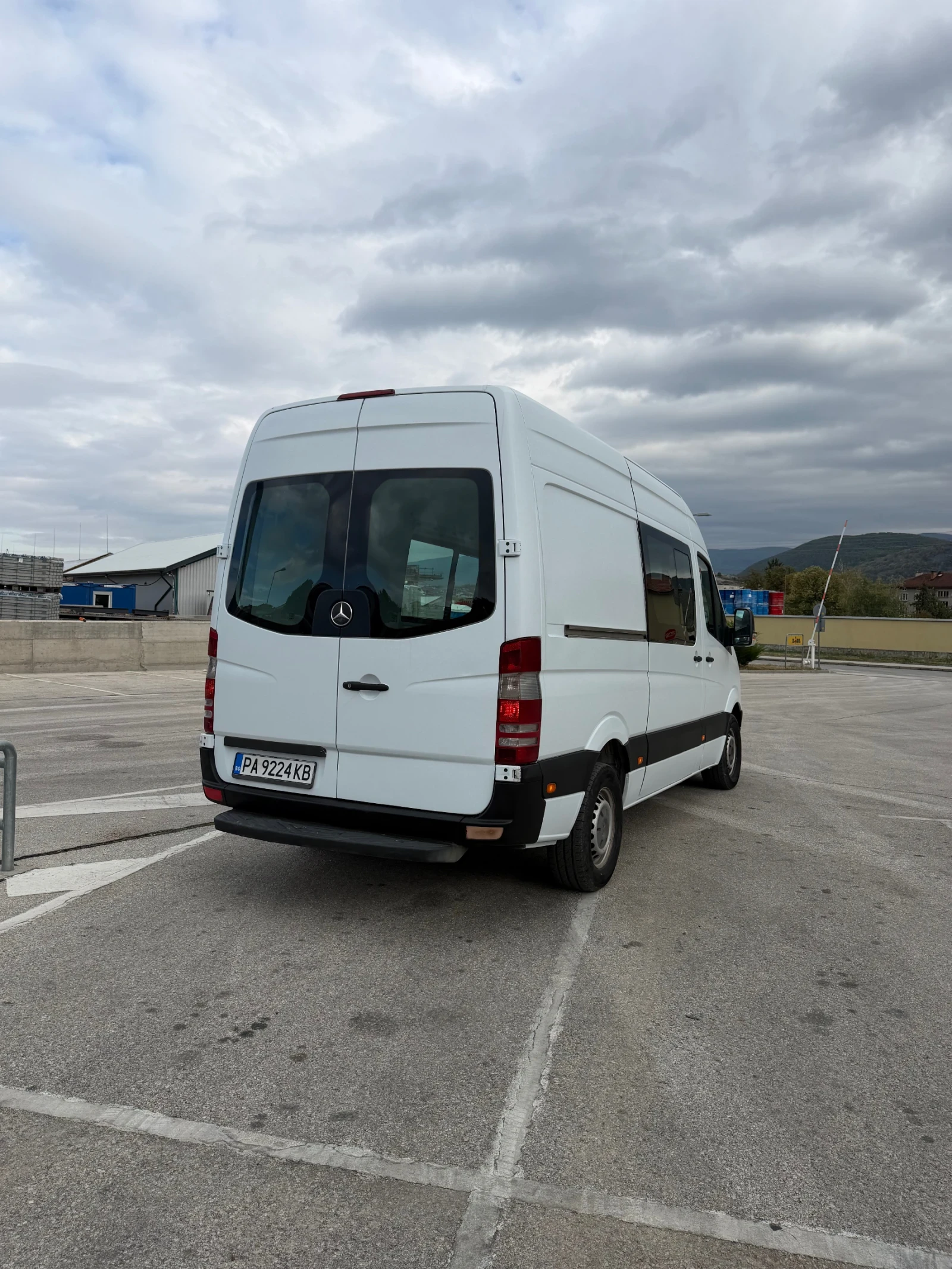 Mercedes-Benz 313, снимка 4 - Бусове и автобуси - 56554940