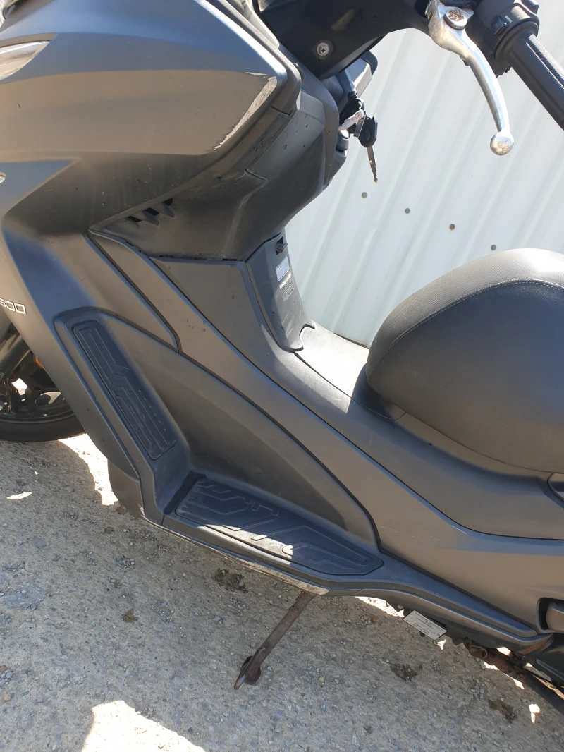 Kymco Downtown X-TOWN 300I, снимка 7 - Мотоциклети и мототехника - 51133562