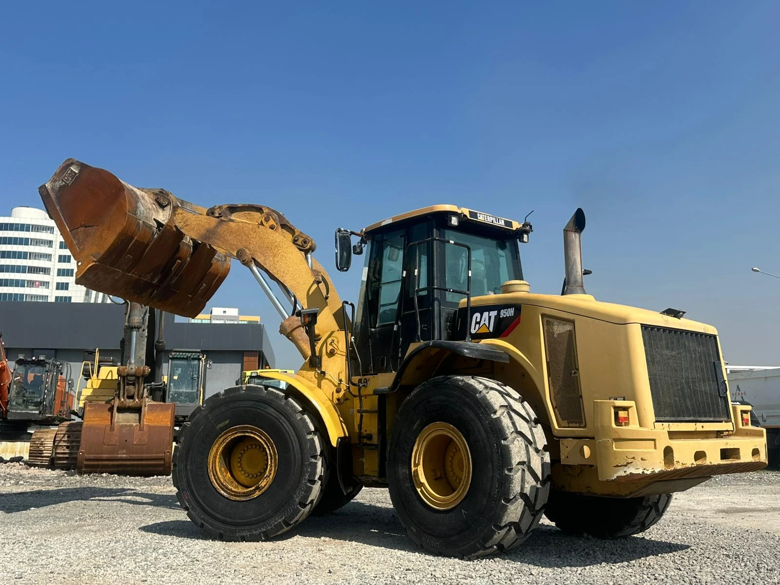 Челен товарач Cat 950H