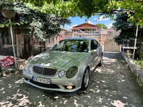 Mercedes-Benz E 320, снимка 2