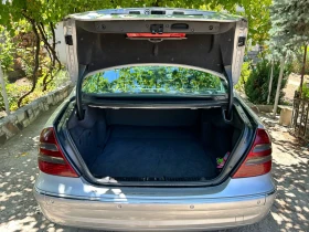 Mercedes-Benz E 320, снимка 12
