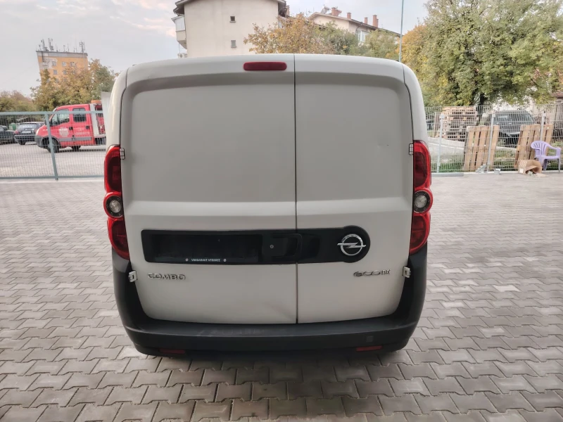 Opel Combo 1.3 ХЛАДИЛНО , снимка 4 - Автомобили и джипове - 47987068