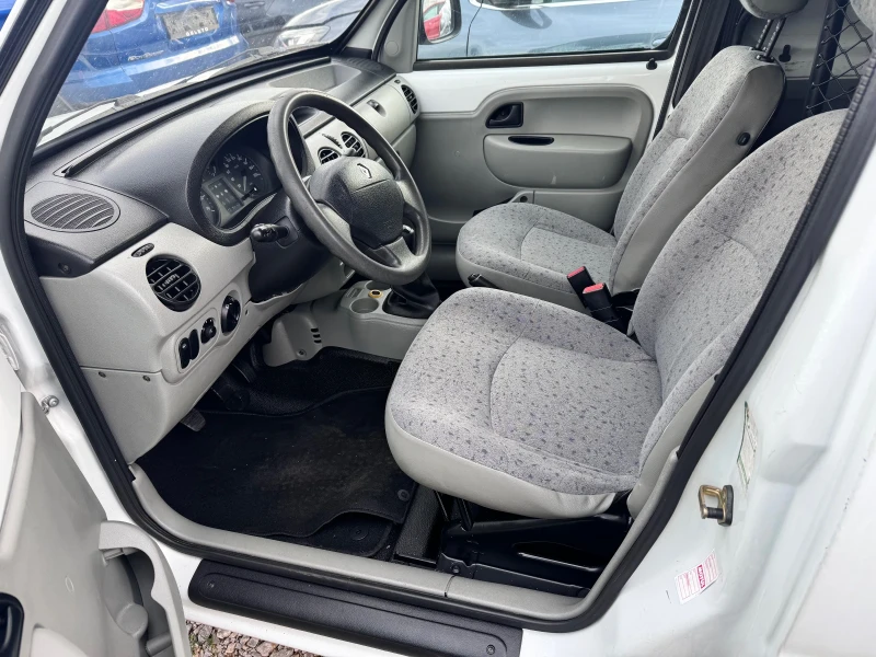 Renault Kangoo 1.5dci клима, снимка 11 - Автомобили и джипове - 48018518