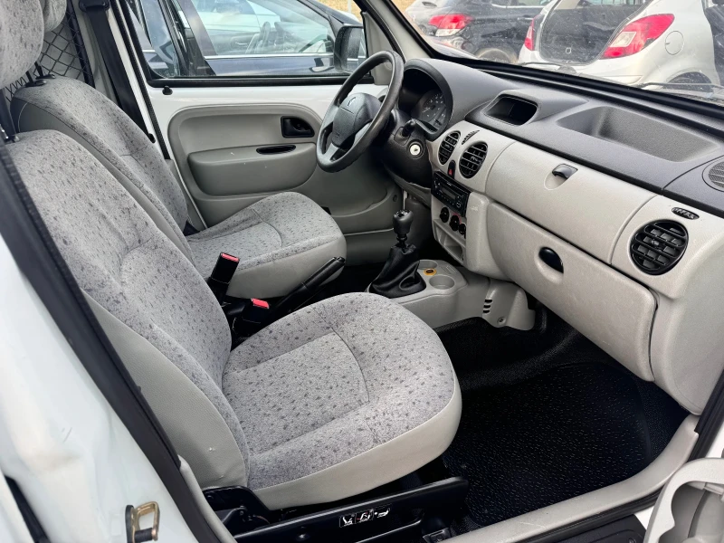 Renault Kangoo 1.5dci клима, снимка 14 - Автомобили и джипове - 48018518