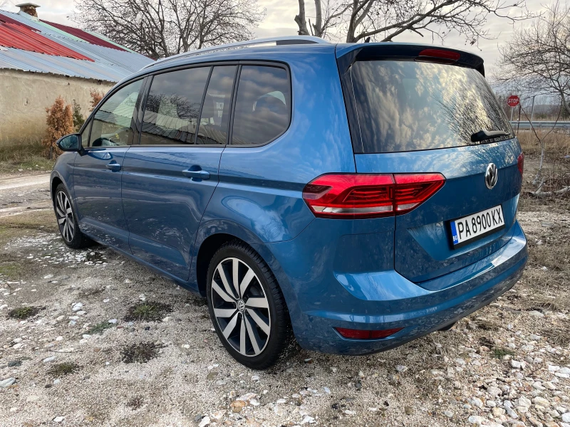 VW Touran, снимка 4 - Автомобили и джипове - 48543360