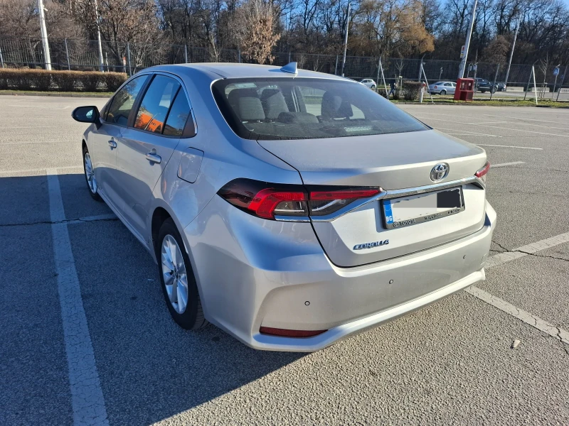 Toyota Corolla 1.6 CVT EXECUTIVE В ГАРАНЦИЯ!, снимка 2 - Автомобили и джипове - 48740532