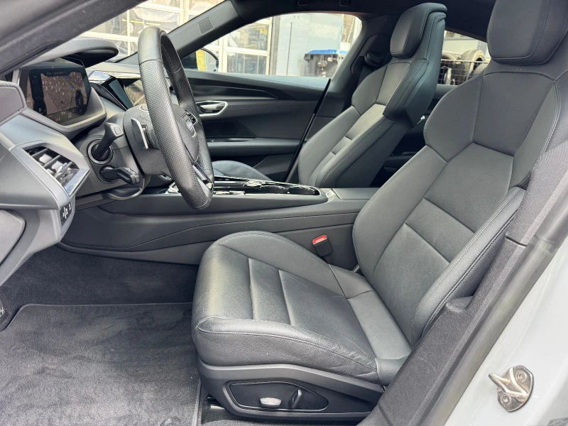 Audi E-Tron GT QUATTRO/ MATRIX/ PANO/ B&O/ CAMERA/, снимка 9 - Автомобили и джипове - 49807464