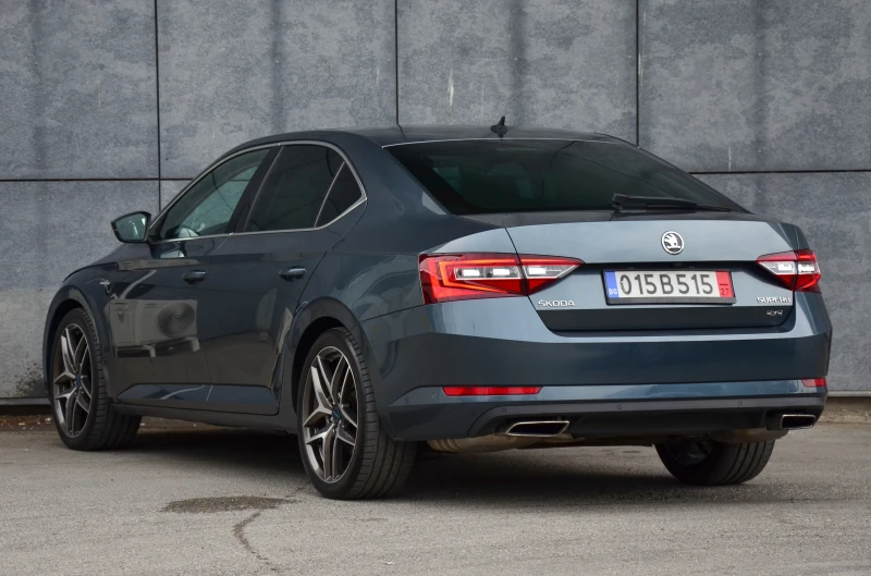 Skoda Superb 2.0 TSI 280 PS L&K, снимка 5 - Автомобили и джипове - 51709686