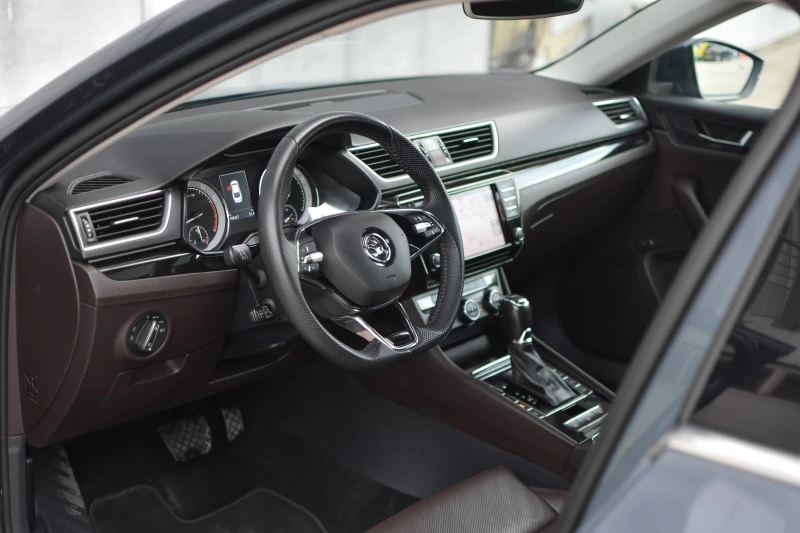 Skoda Superb 2.0 TSI 280 PS L&K, снимка 10 - Автомобили и джипове - 51709686