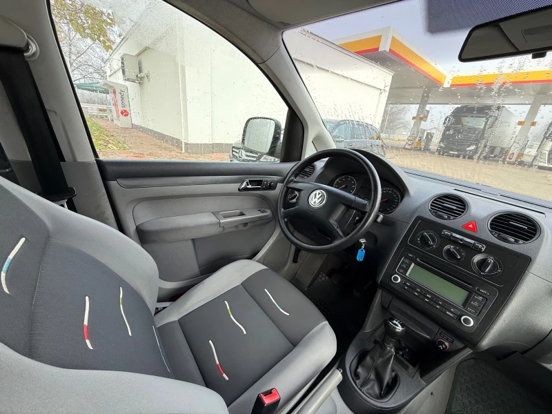 VW Caddy БЕНЗИН-ГАЗ КЛИМА 7-МЕСТЕН, снимка 9 - Автомобили и джипове - 52833548