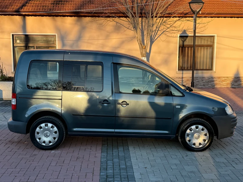 VW Caddy БЕНЗИН-ГАЗ КЛИМА 7-МЕСТЕН, снимка 4 - Автомобили и джипове - 52833548
