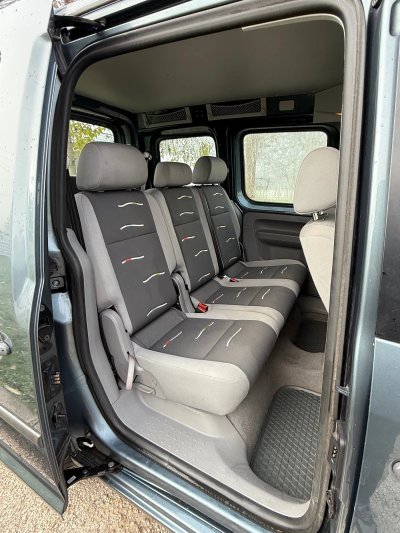 VW Caddy БЕНЗИН-ГАЗ КЛИМА 7-МЕСТЕН, снимка 12 - Автомобили и джипове - 52833548