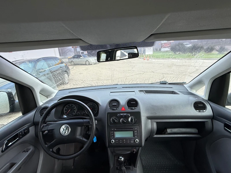 VW Caddy БЕНЗИН-ГАЗ КЛИМА 7-МЕСТЕН, снимка 8 - Автомобили и джипове - 52833548