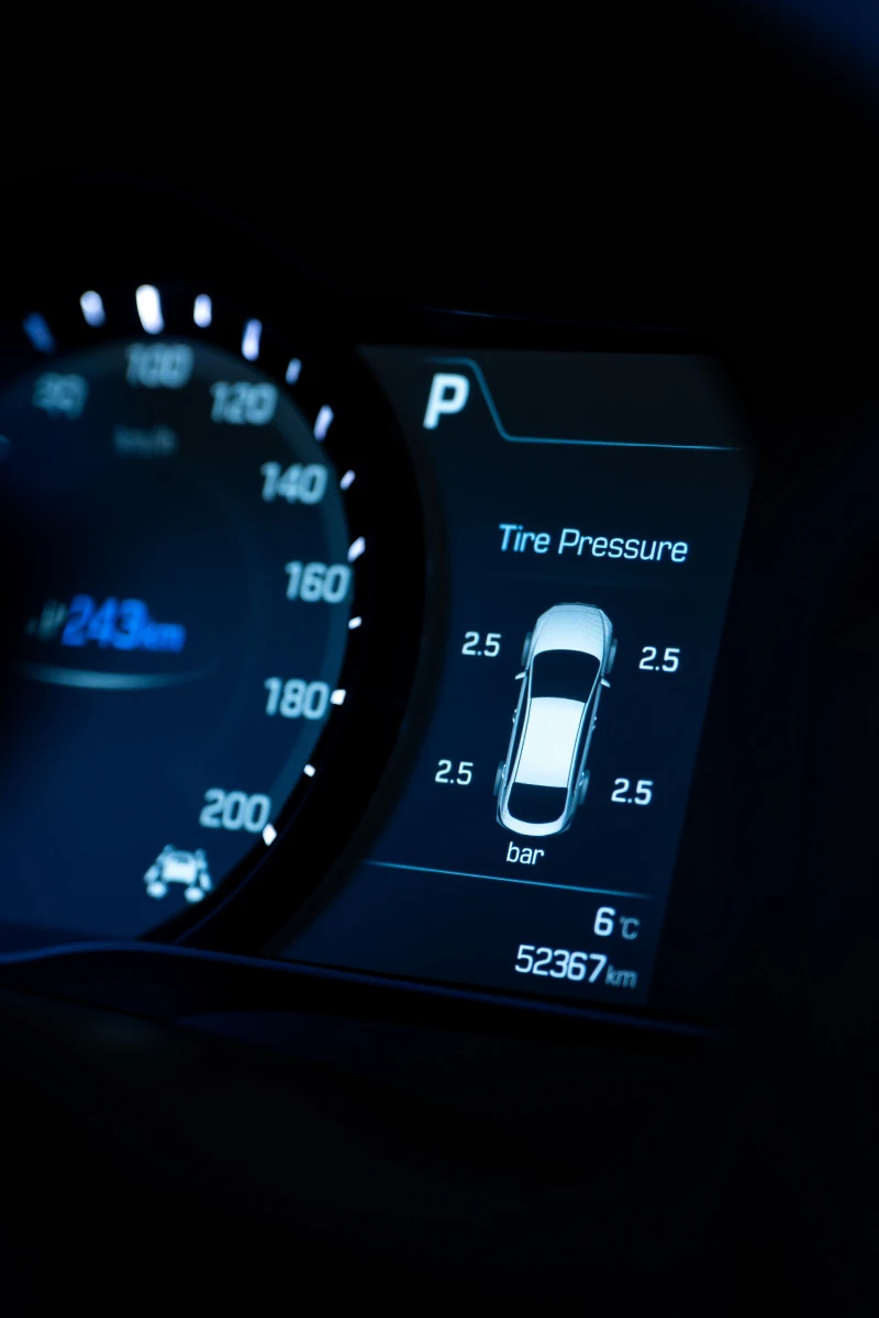 Hyundai Ioniq, снимка 9 - Автомобили и джипове - 52765046