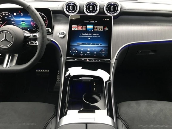 Mercedes-Benz GLC 200 4Matic = AMG Line = Advanced Plus Гаранция, снимка 8 - Автомобили и джипове - 53074936