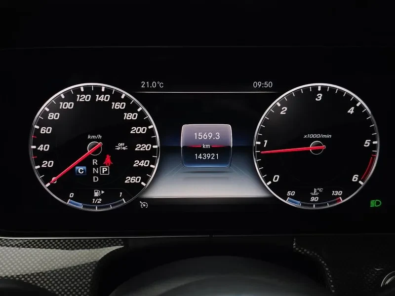 Mercedes-Benz CLS 300 d AMG/ BURMESTER/ PANO/ HEAD UP/ AMBIENT | Mobile.bg � ����������� 8