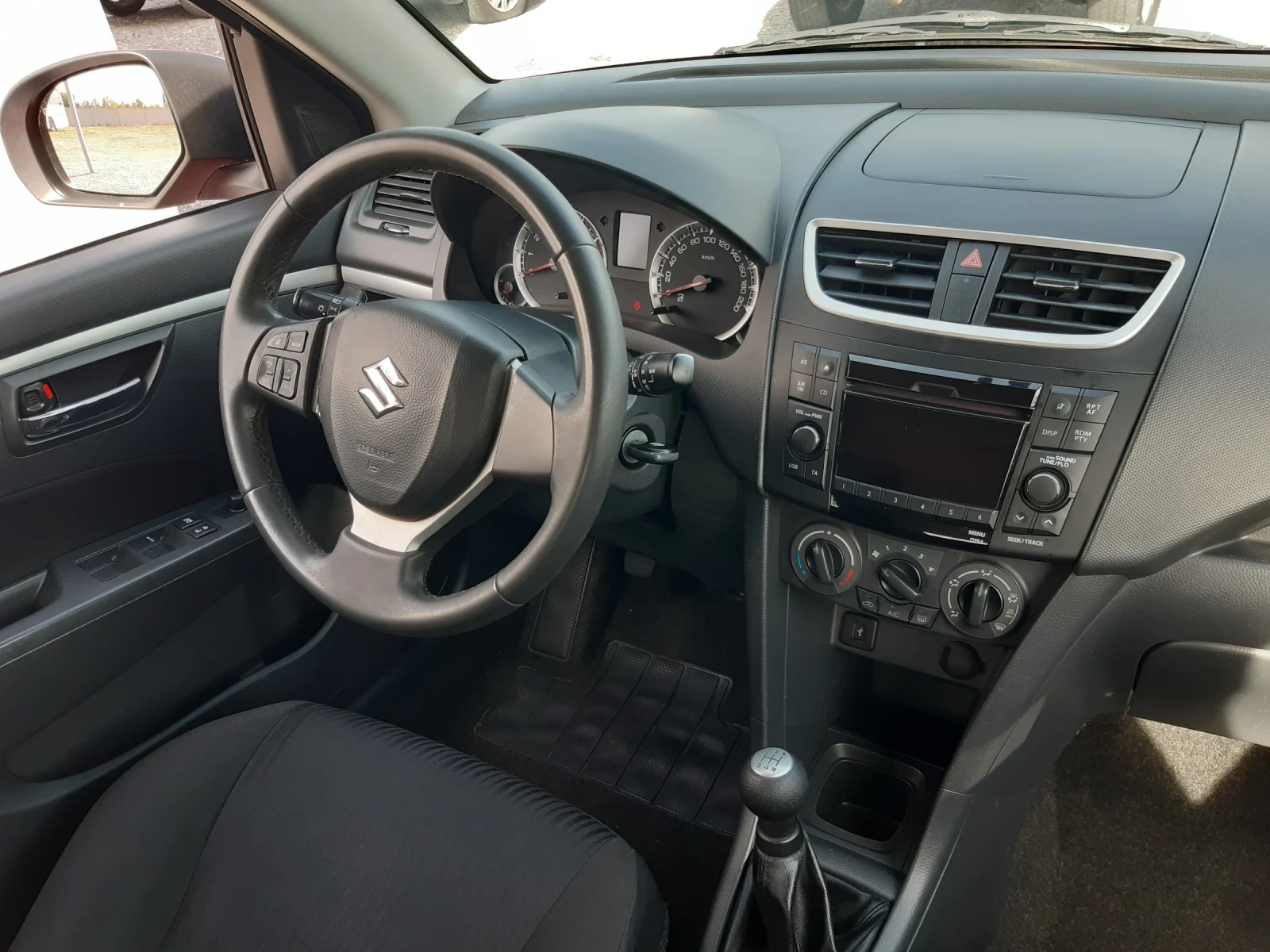 Suzuki Swift КАТО НОВА  | Mobile.bg — изображение 14