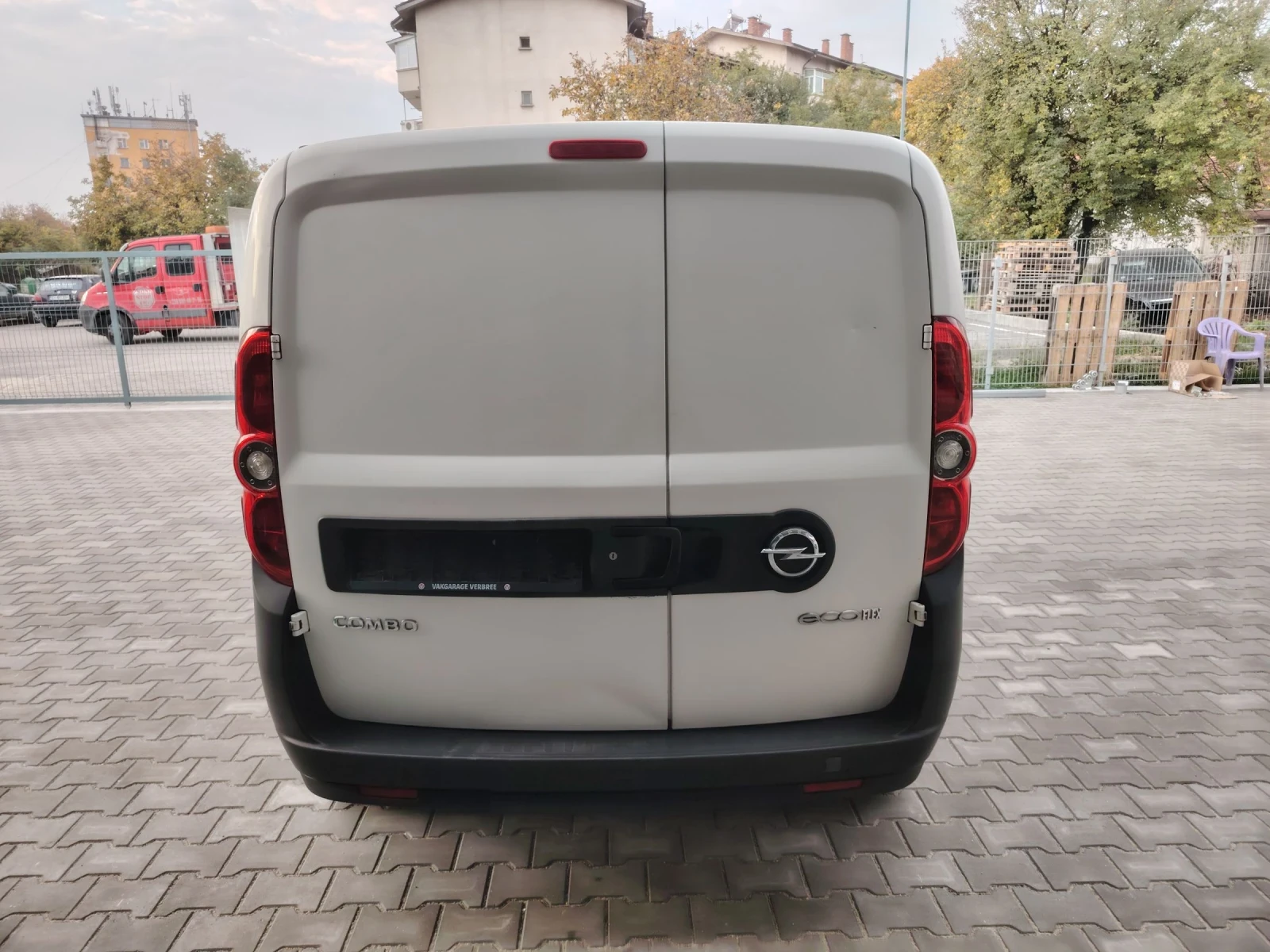 Opel Combo 1.3 ХЛАДИЛНО  - изображение 4