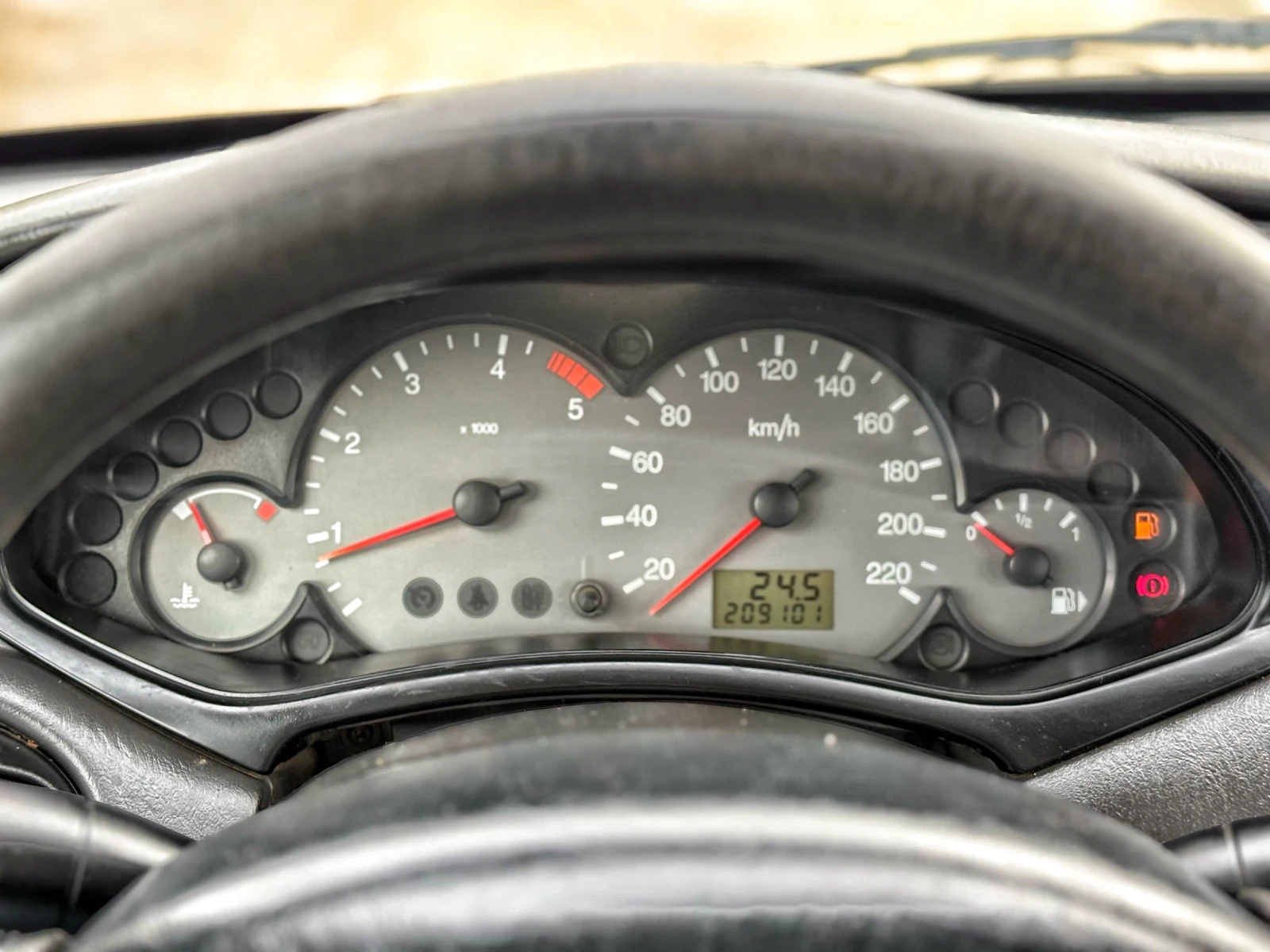 Ford Focus 1.8 TDCi 115hp - изображение 10