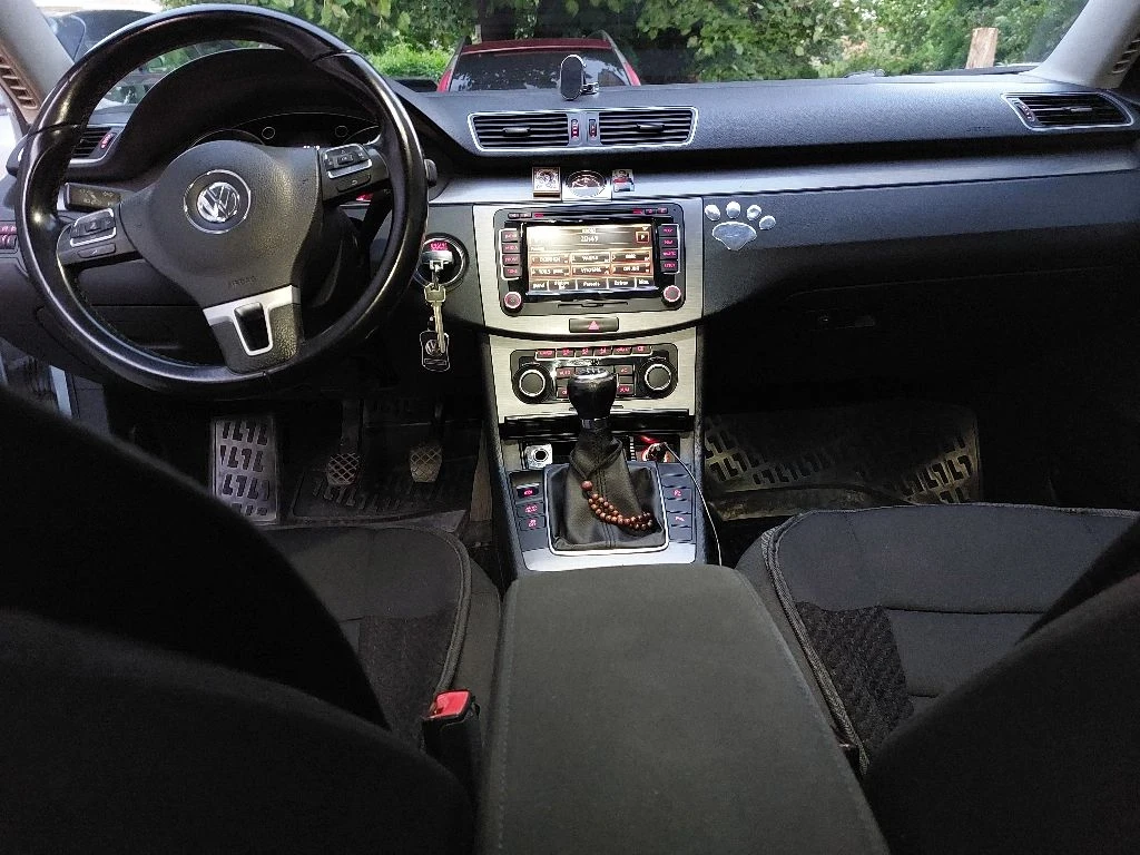 VW Passat B7 - изображение 8