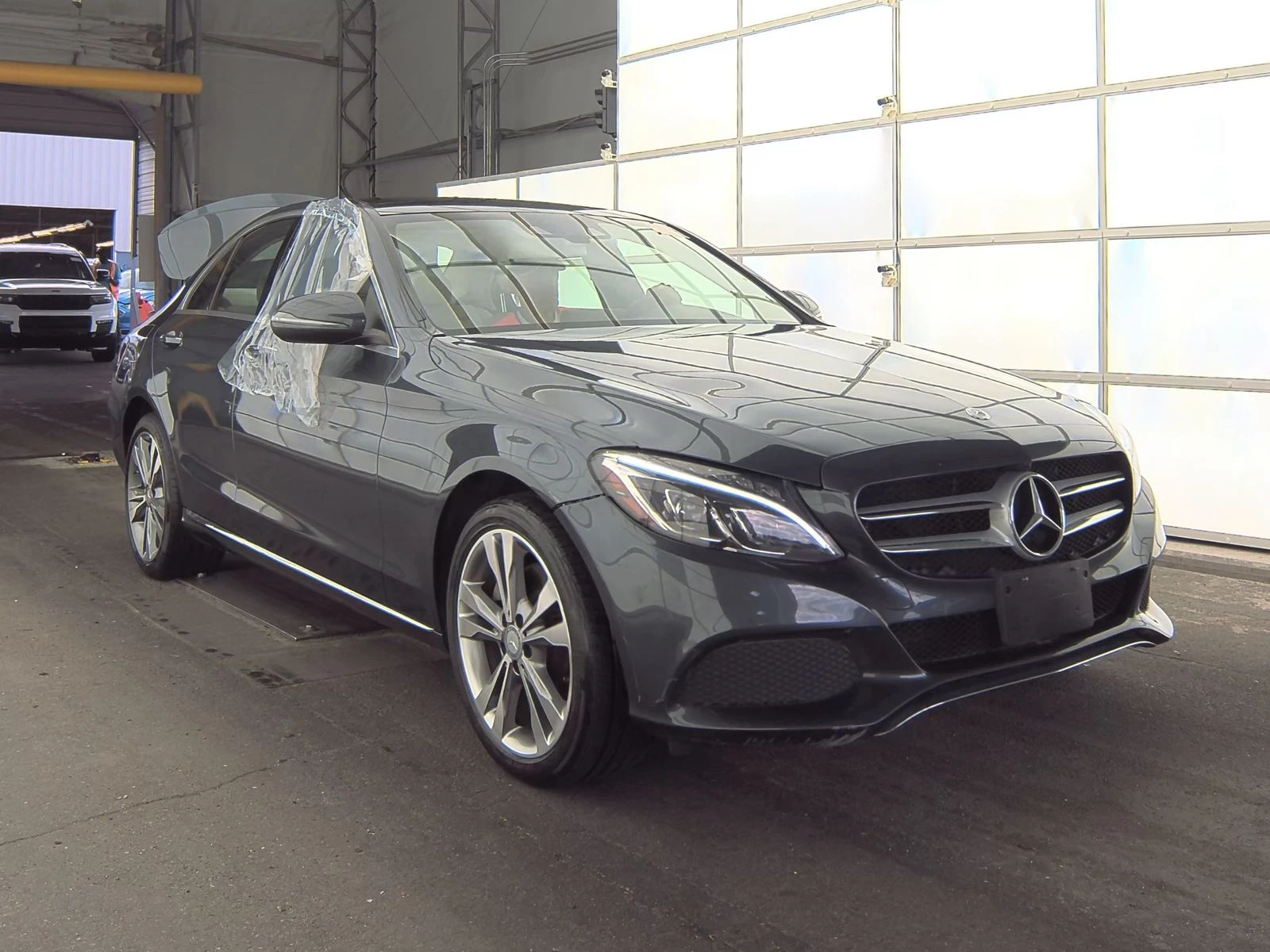 Mercedes-Benz C 300 AMG PACK* BURMASTER* KEYLESS GO* HEADUP* ОБДУХ* AM - изображение 3