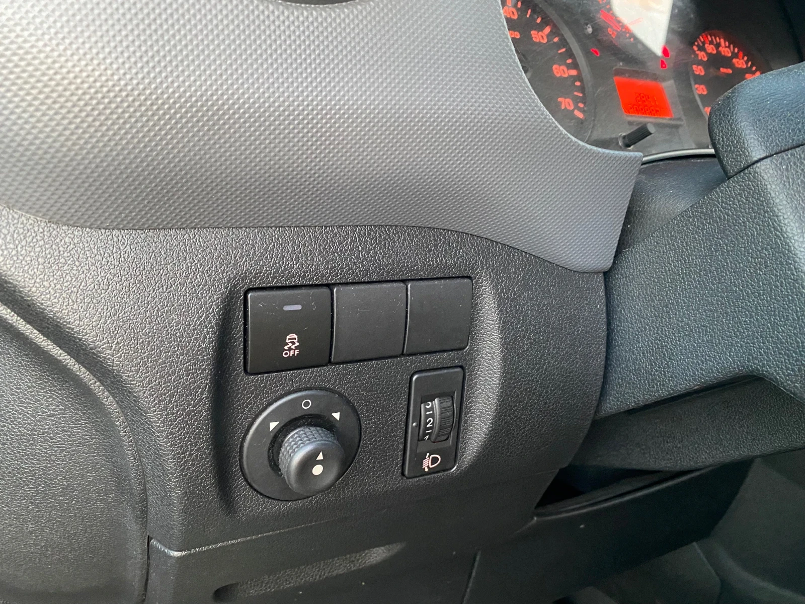 Peugeot Partner 1.6HDI  - изображение 10