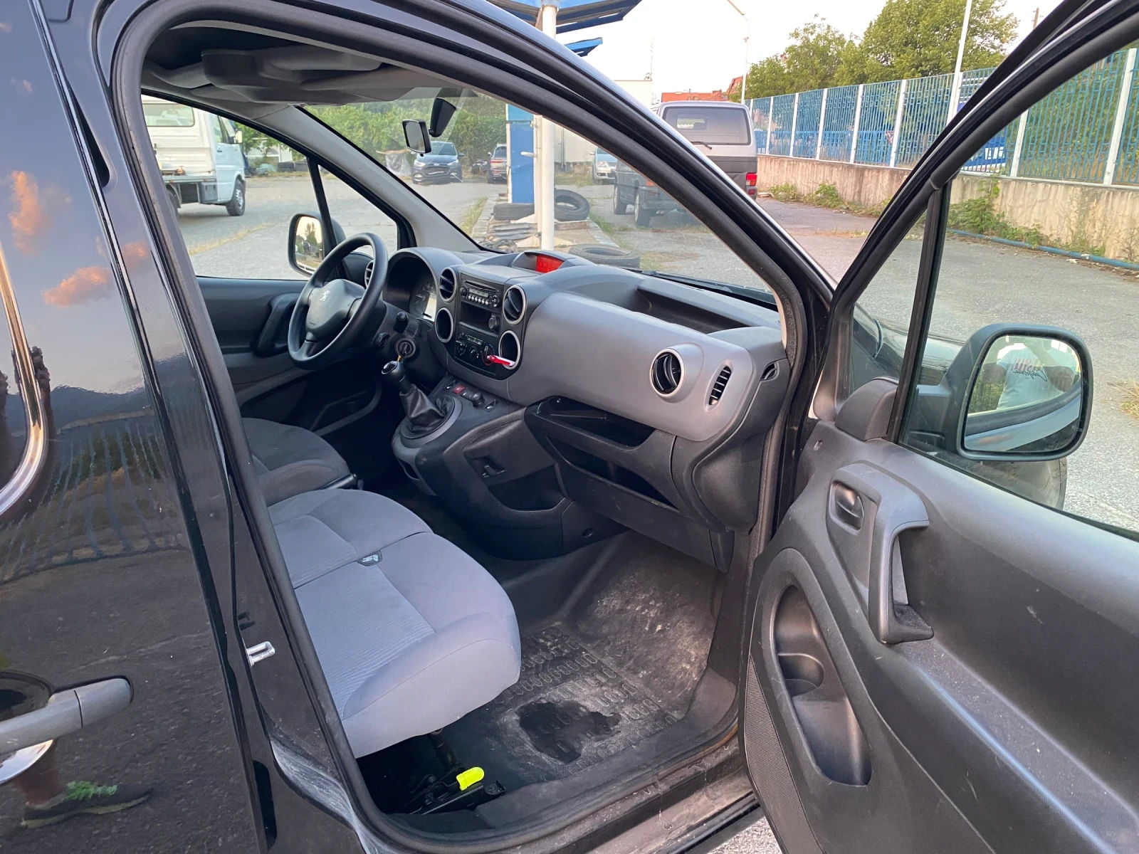 Peugeot Partner 1.6HDI  - изображение 8