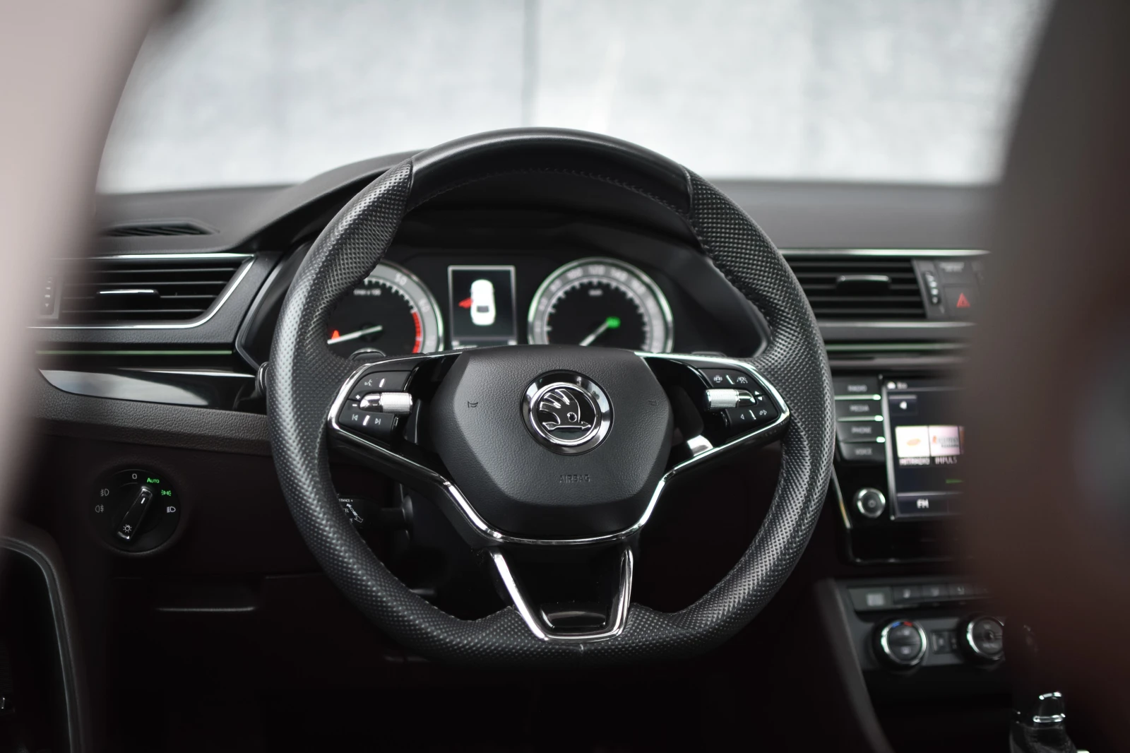 Skoda Superb 2.0 TSI 280 PS L&K | Mobile.bg   12