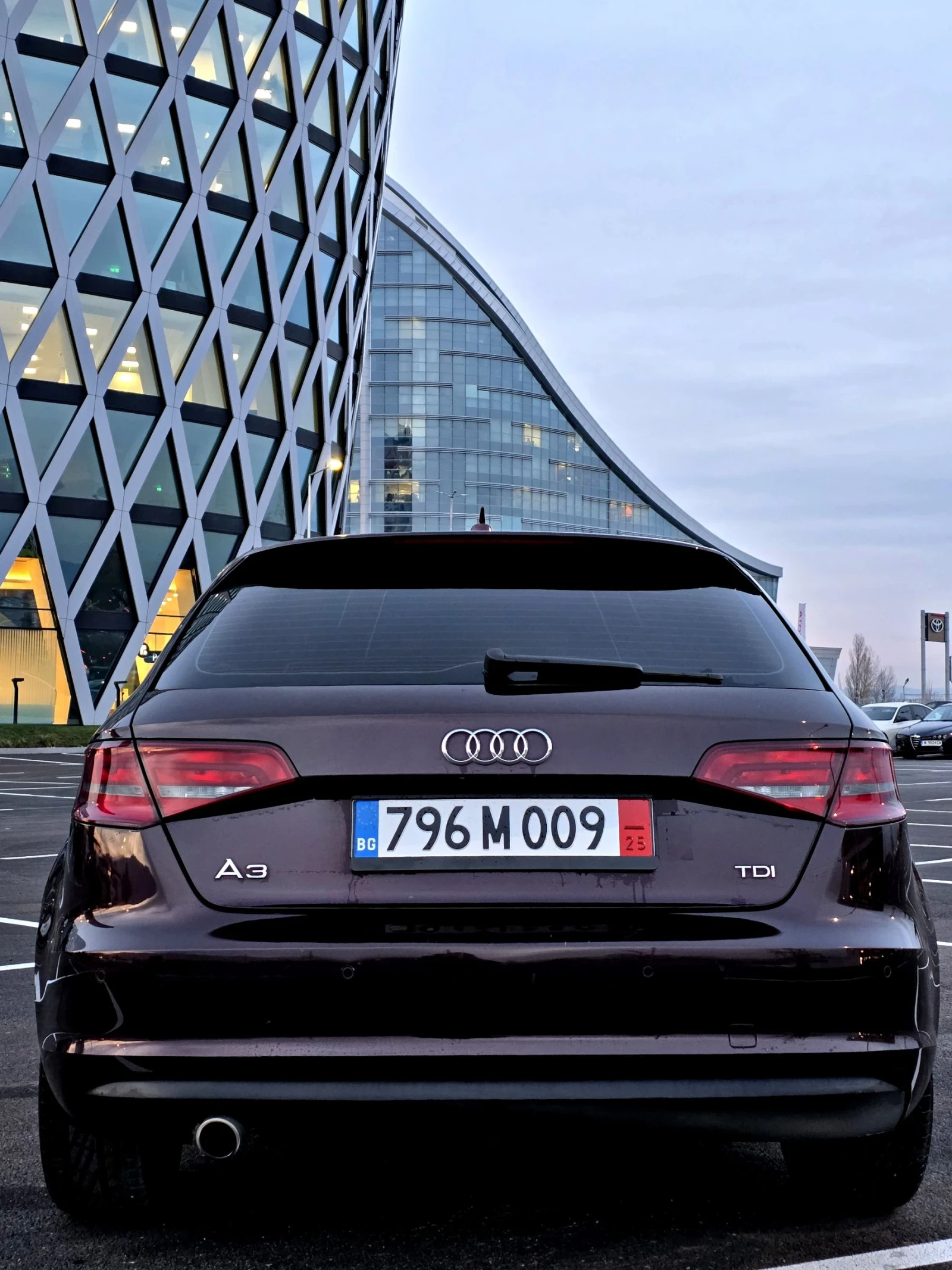 Audi A3 Sportback 1.6tdi S-Tronic/Keyless/Distronic/Koja | Mobile.bg   4