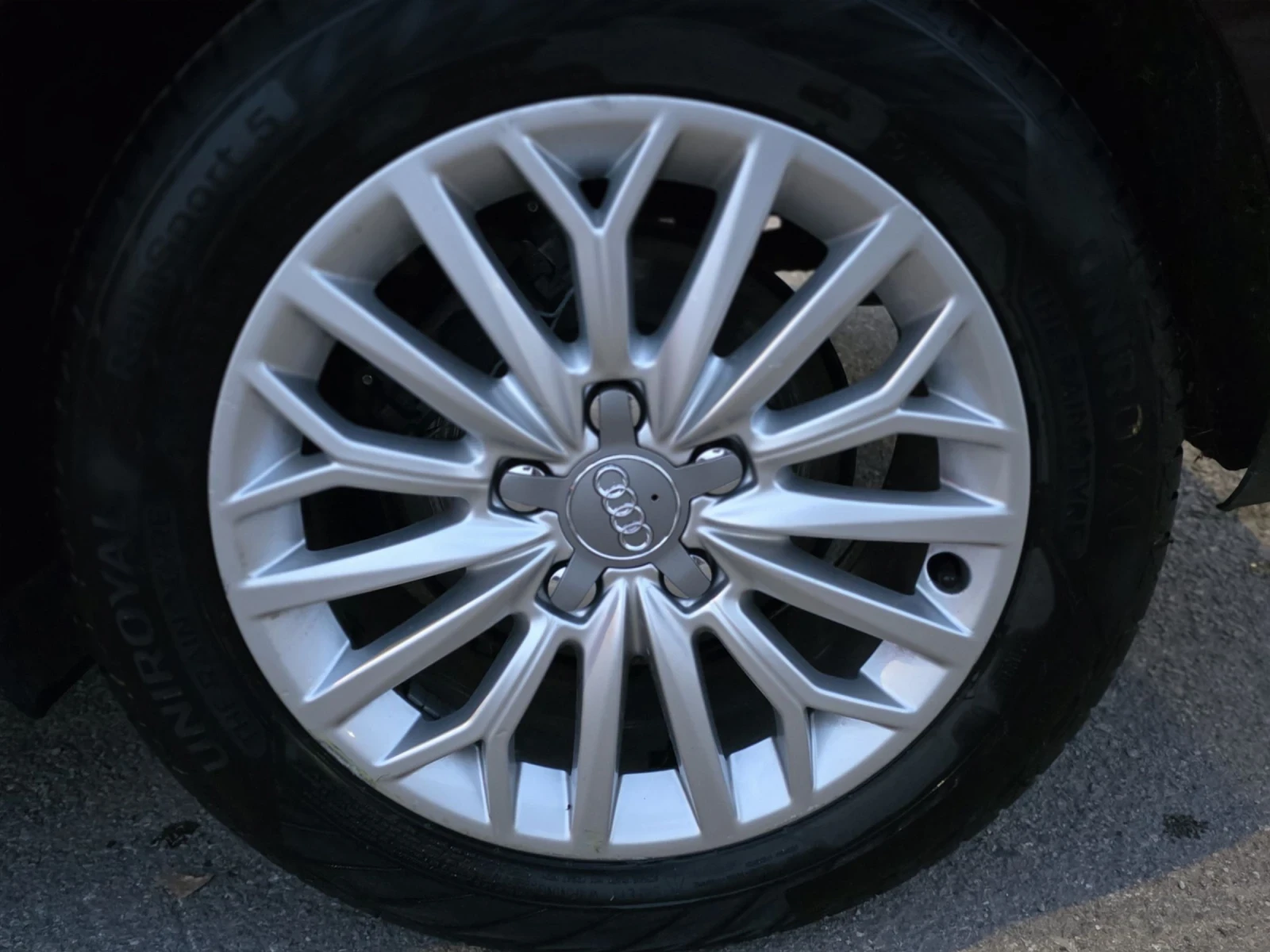 Audi A3 Sportback 1.6tdi S-Tronic/Keyless/Distronic/Koja | Mobile.bg   17