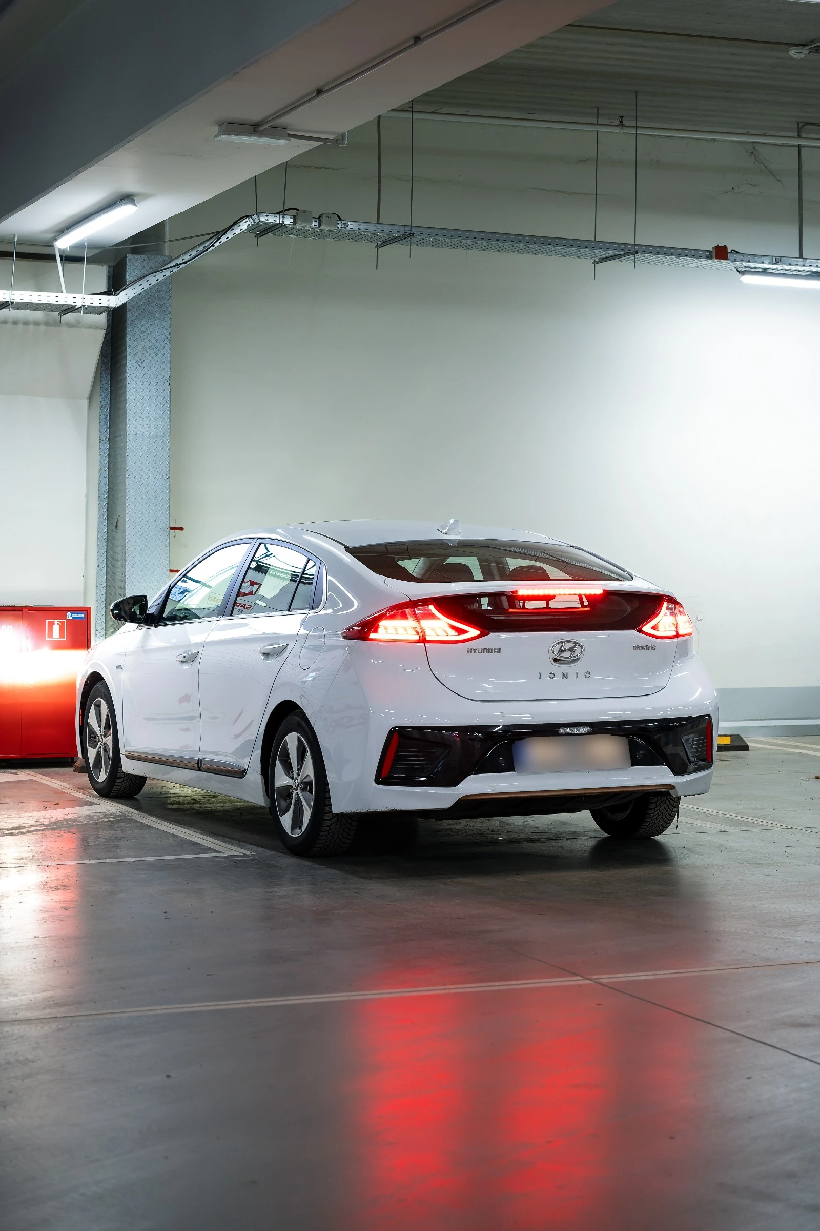 Hyundai Ioniq  - изображение 3