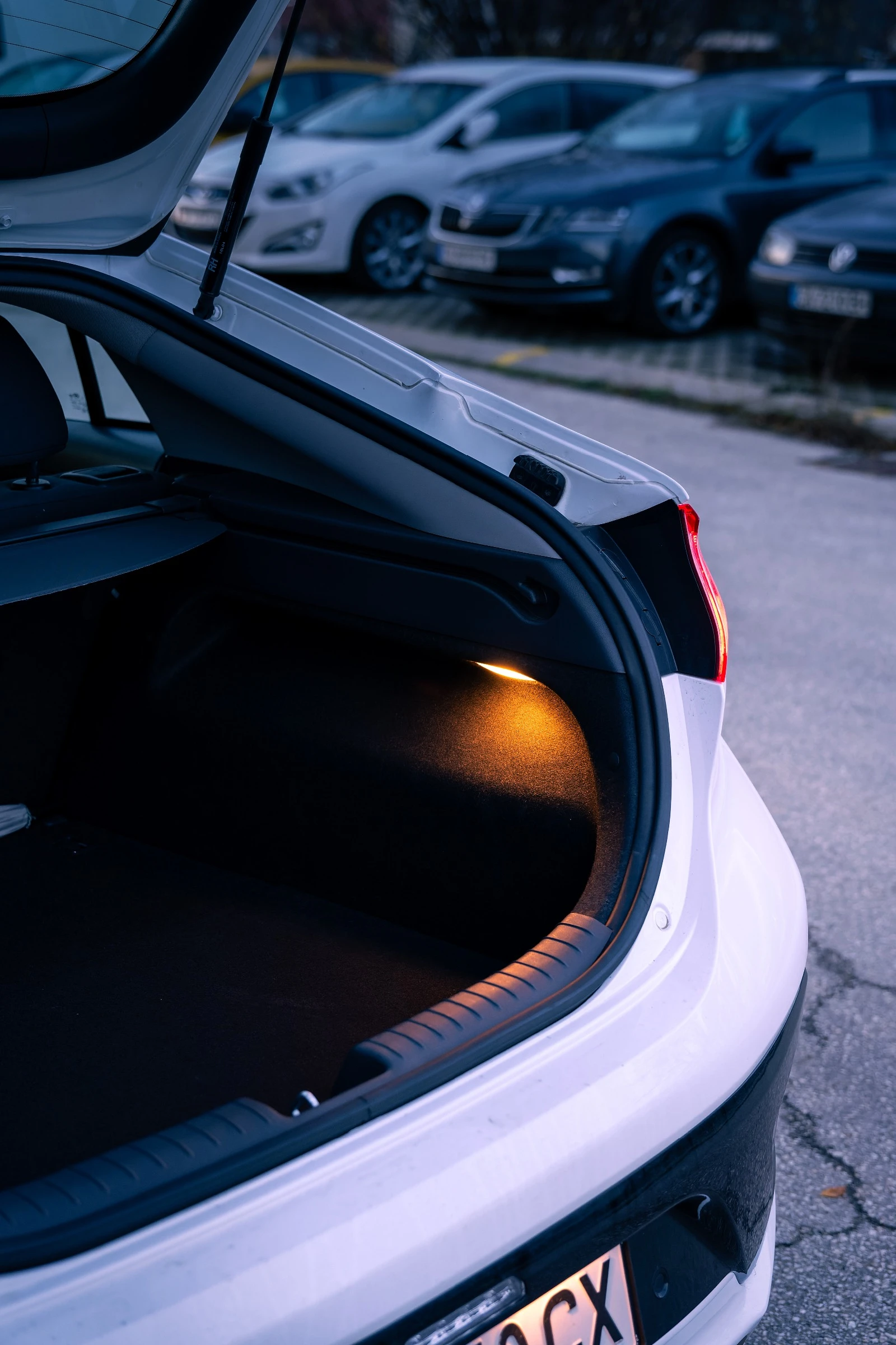 Hyundai Ioniq | Mobile.bg   12