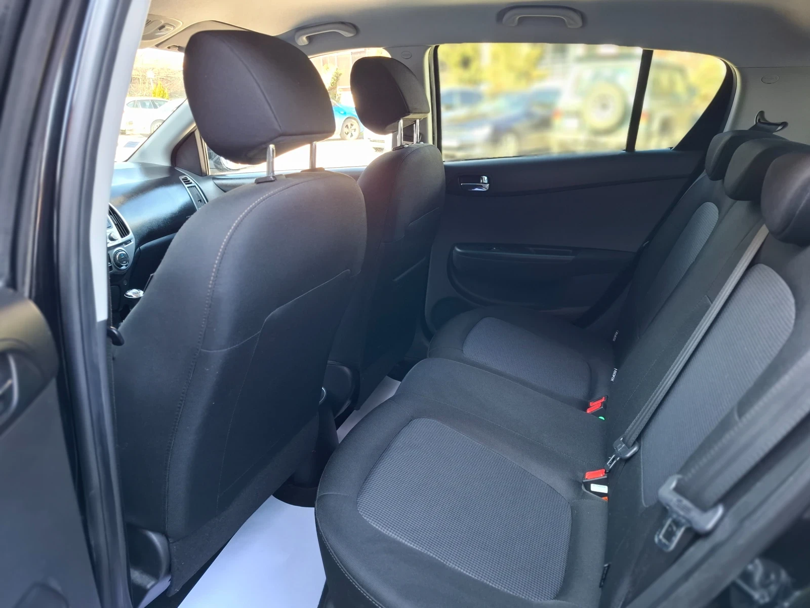 Hyundai I20 1.4CRDi 90hp * ����������� * EURO 5 * ������ *  | Mobile.bg � ����������� 14