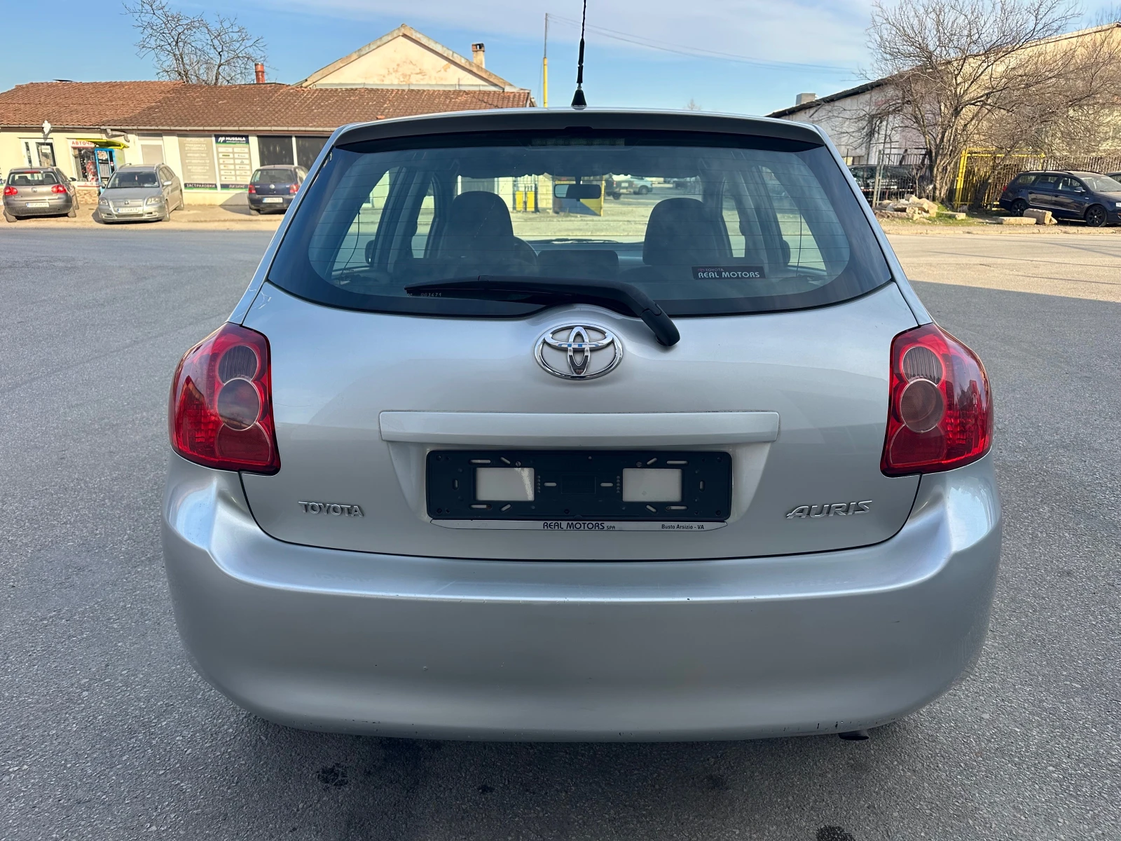 Toyota Auris 1.4i Италия  - изображение 6