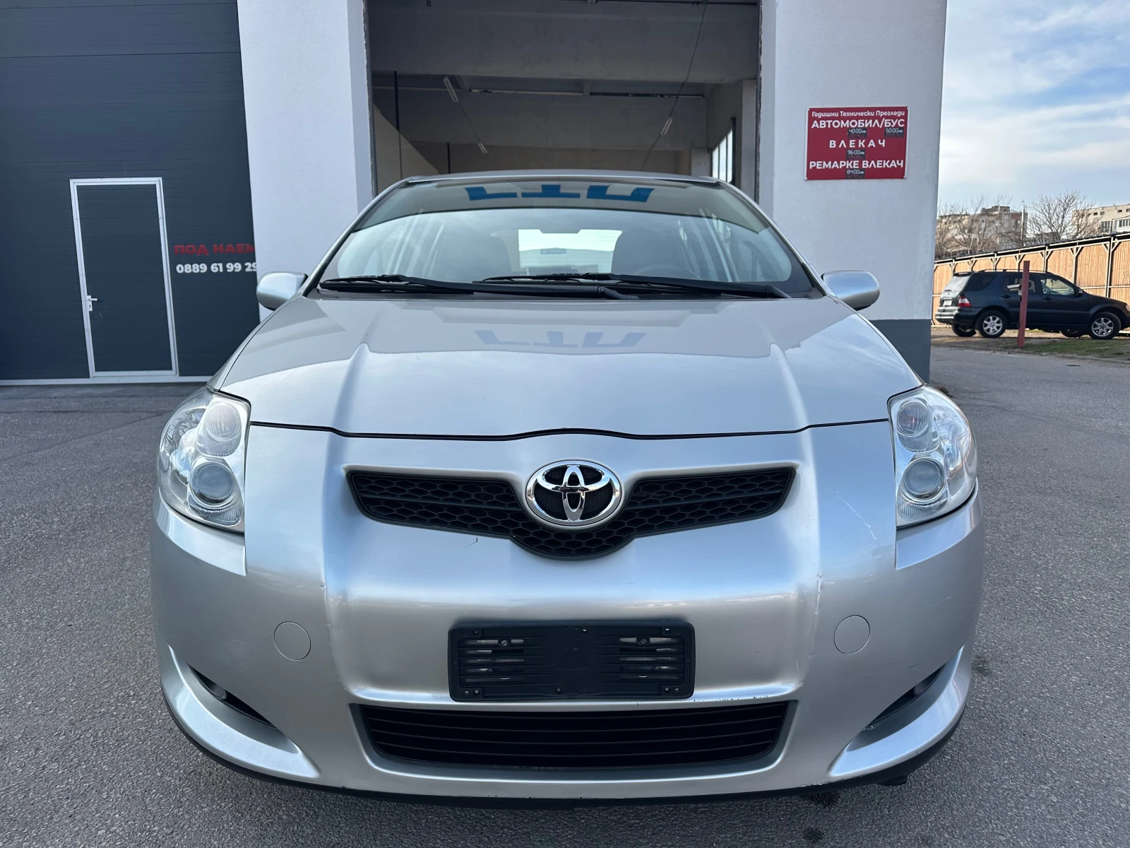 Toyota Auris 1.4i Италия  - изображение 2