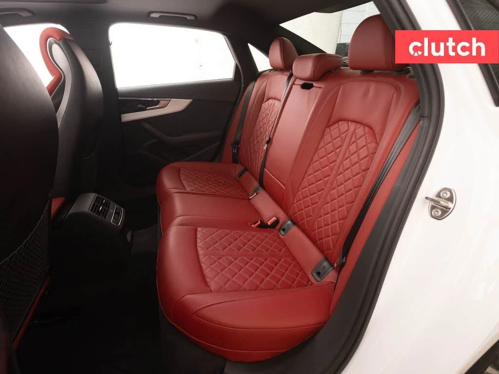 Audi S4 3.0TFSI quattro Progressiv АвтоКредит(ЦЕНА ДО БГ), снимка 15 - Автомобили и джипове - 53746518