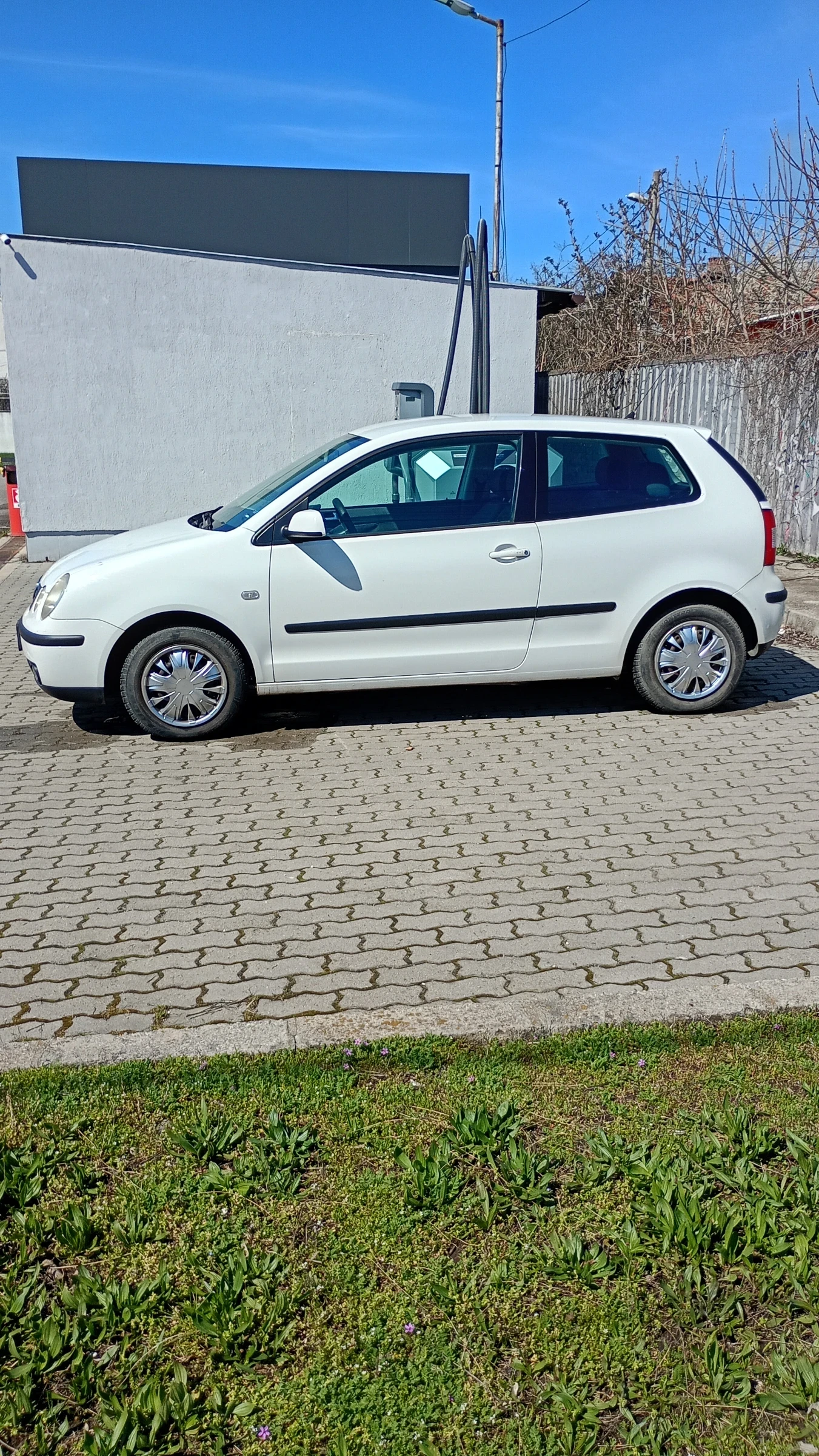 VW Polo, снимка 4 - Автомобили и джипове - 54101239