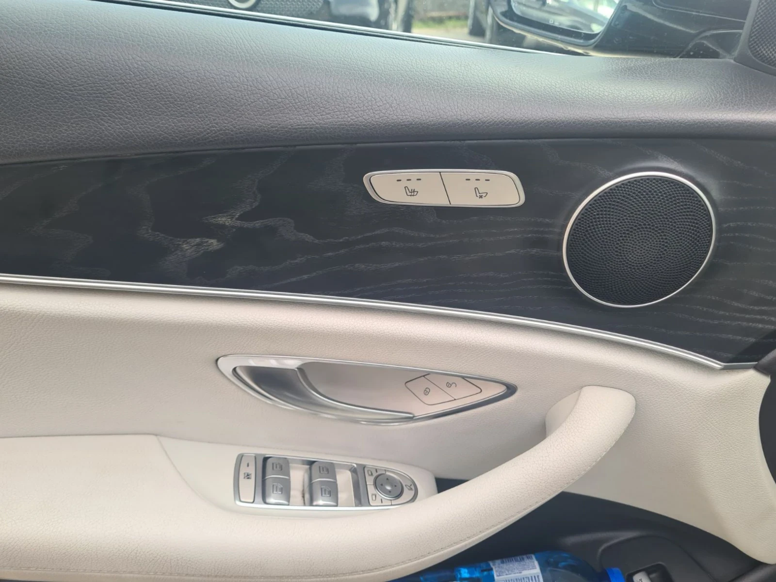 Mercedes-Benz E 220, снимка 12 - Автомобили и джипове - 54196533