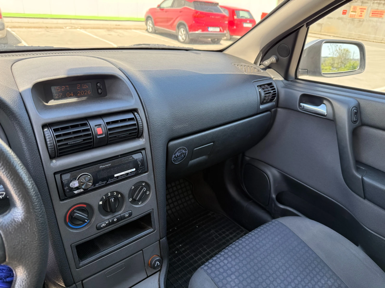 Opel Astra ВИДЕО В ОБЯВАТА !!!, снимка 9 - Автомобили и джипове - 54400974