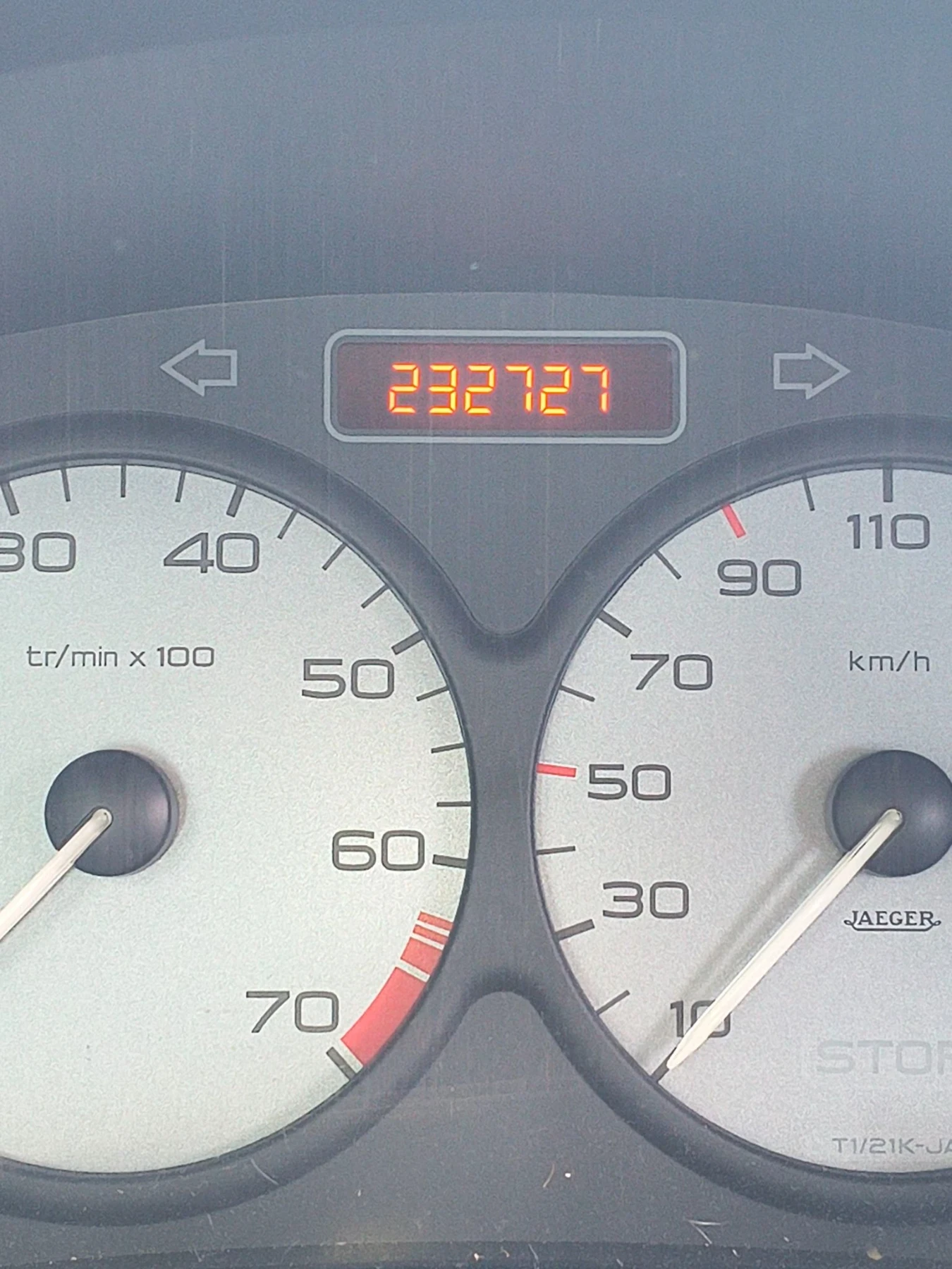 Peugeot Partner Relax, снимка 6 - Автомобили и джипове - 55665617