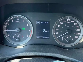 Hyundai Tucson * 2.0L AWD * CARFAX * БЕЗ ПЪРВОНАЧАЛНА ВНОСКА, снимка 8