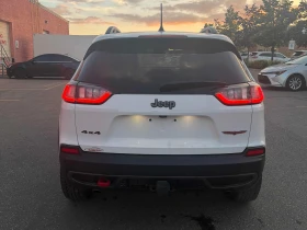 Jeep Cherokee * Trailhawk * CARFAX * ОПЦИЯ ЗА ФИНАНСИРАНЕ, снимка 4