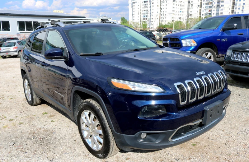 Jeep Cherokee Limited 3.2 V6 4x4, снимка 2 - Автомобили и джипове - 46273027